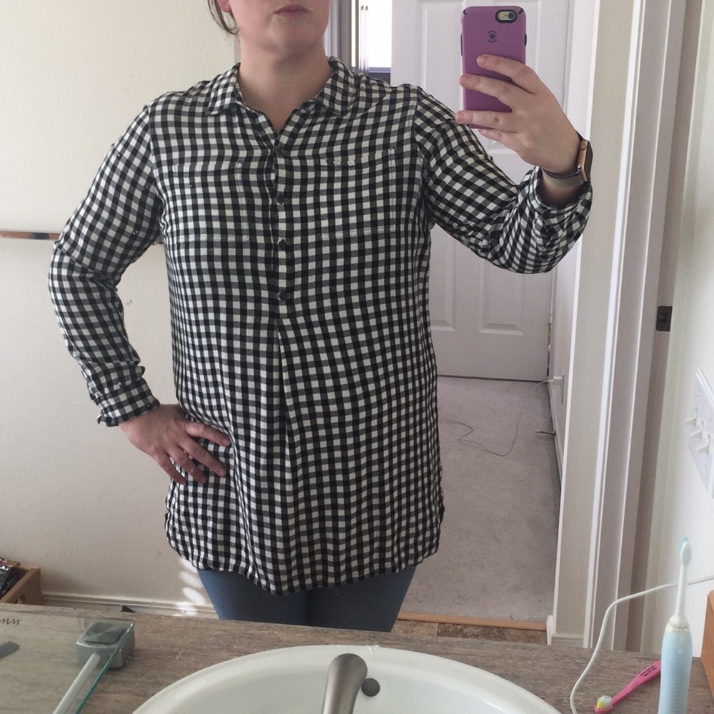 Tunic black and white plaid top